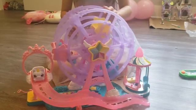 Kindi Kids Minis Unicorn Carnival Toy Unboxing - Maizy's Take Over! смотреть онлайн