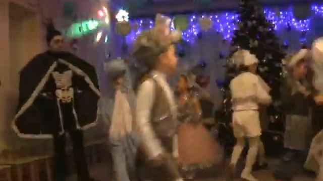Новогодний утренник дс Ласточка-гр Ягодка смотреть онлайн