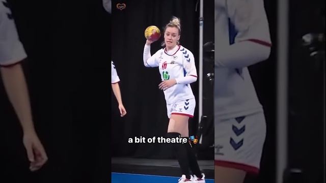 Drama_  #handball #womenshandball #sportsball #football #futbol