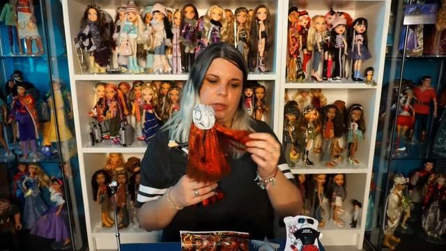 ⭐ BRATZ ROCK ANGELZ 20 YEARS 🎸 ROXXI 🌹 DOLL UNBOXING & REVIEW смотреть онлайн