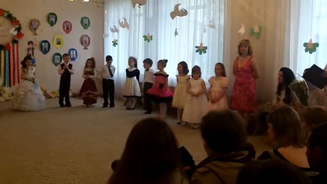 Выпускной в садике Вика -2 ч смотреть онлайн