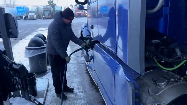 Грузоперевозки в США. Дальнобойщики Аня и Сергей