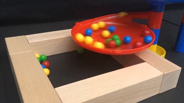 Marble Run ASMR ☆ Three-tiered Funnels and 100 Colorful Balls смотреть онлайн