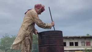 Процесс производства тормозных барабанов на местном заводе.