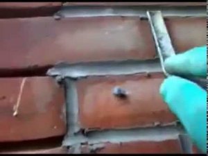 Из шприца_Brick Repointing Injecting useing a cement gun.avi.mp4