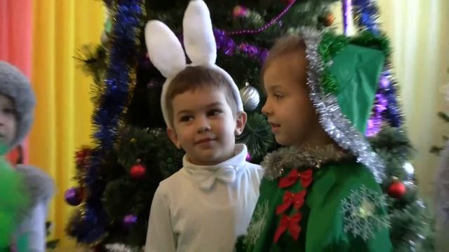 Вірші до нового року, діти в садочку,Новорічне свято, сценарій, детский сад christmas cards, смотреть онлайн