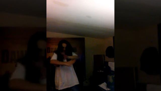 Metronome ( Angela can't dance) смотреть онлайн