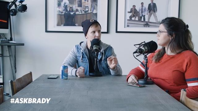 Moving The Needle Forward Creatively, Ignoring Countdowns & Nursery Alerts | #AskBrady Episode 44 смотреть онлайн