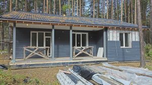 Продолжаем строить дом. Фасад вырисовывается.