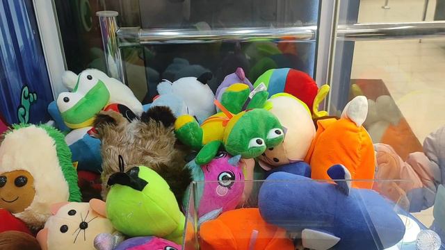 Царевна лягушка 🐸#автоматсигрушками #clawmachine #хватайка