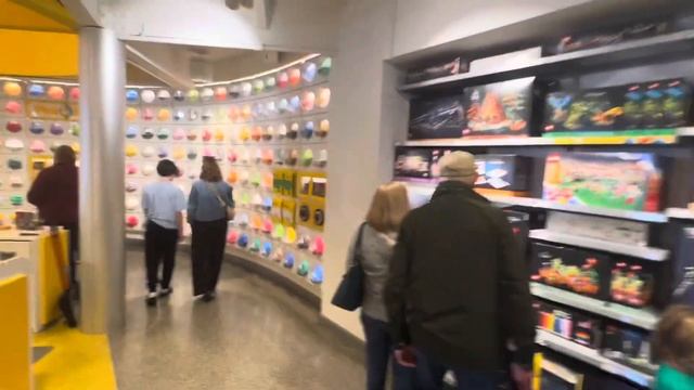 Ich war im Lego Store in Orlando, richtig toller Shop und shoppen war auch dabei 😂 смотреть онлайн