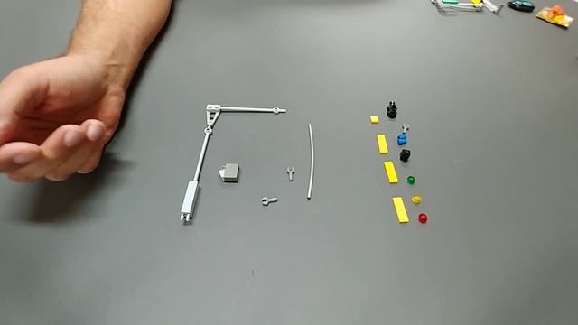 CUSTOM LEGO Traffic Signal - How to Build смотреть онлайн