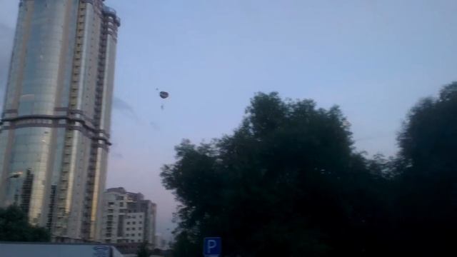 Миракс парк. Бейсджампинг смотреть онлайн