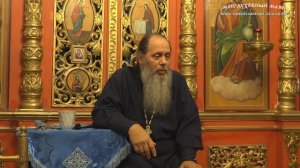 237. Как правильно молиться во время Литургии