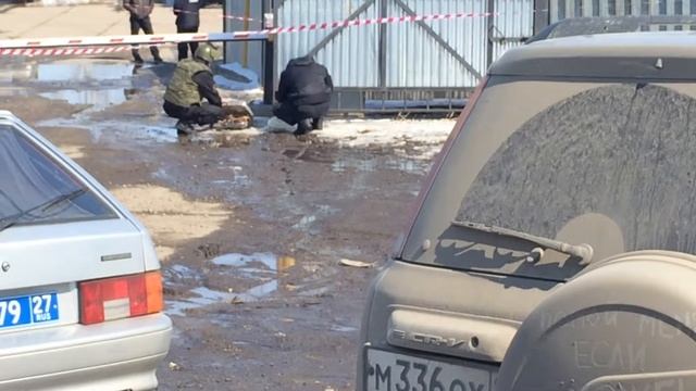 В поселке Горького(Хабаровск) заминировали базу...Смотреть видео-№2))))