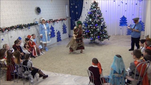 Солнышки Новый год 22 смотреть онлайн