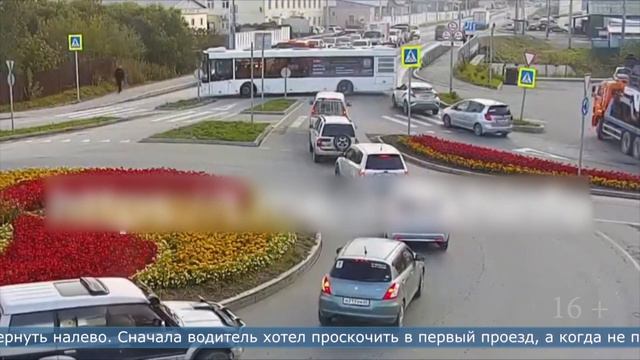 Автобус ввёл в замешательство водителей в областном центре