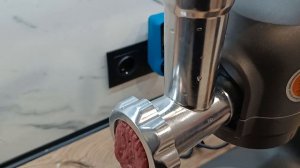 Принцип работы мясорубки на кухонной машине Redmond FM615
