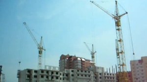 4 башенных крана КБ-405.avi