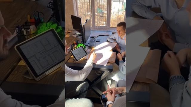 На встрече с клиентами обсудили дизайн-радиаторы, расположение датчиков температуры воздуха и пола