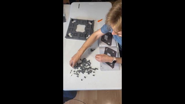 Lego Eiffel Tower 2022 - Timelapse смотреть онлайн