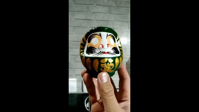 Зеленая Дарума, 11 см. от компании TOGAKU DARUMA FACTORY
