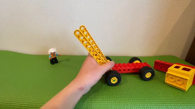 How To Build A Reach Stacker | LEGO | LEGO Duplo смотреть онлайн