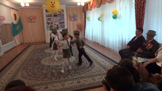 Танец "Смуглянка" смотреть онлайн