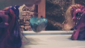 Фларри харт разбила кристальное сердце