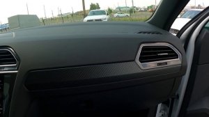 ВЫДЕЛЯЮЩИЙСЯ В ТРАНСПОРТНОМ ПОТОКЕ! VOLKSWAGEN TIGUAN R-LINE. ДЕТАЛЬНЫЙ ОБЗОР.