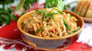 И блюдо, и начинка).
БИГУС ИЗ КВАШЕНОЙ КАПУСТЫ
