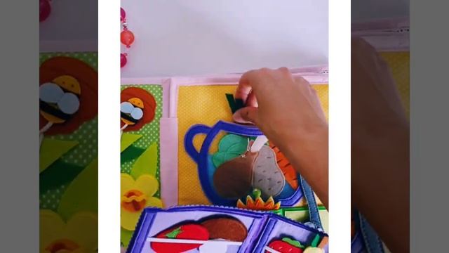 Развивающая книжка Русалочки для 2х сестренок