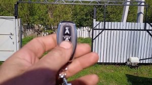 Самодельные откатные ворота с пультом управления.