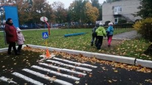 Челлендж "Возьми ребенка за руку"