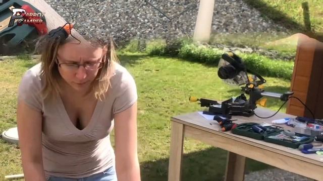 TUTO - Comment aménager une cage de vacances pour perroquet