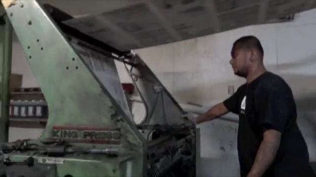 Marshall Islands Journal Team in Action смотреть онлайн