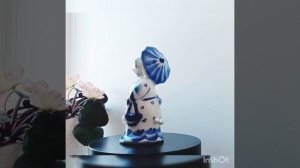 Авторская фигурка Гжель.На прогулке
...