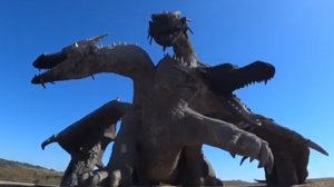 Кудыкина гора - не такая уж и гора, хотя дракон хороший.