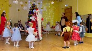 Новогодний утренник 2024 в средней группе