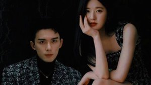 Secret Romance Unveiled: Zhao Lusi and Wu Lei's Viral Street Kiss Breaks the Internet.😍