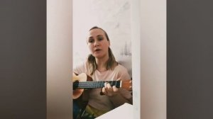 "Moon river"( укулеле кавер из фильма "Завтрак у Тиффани" с прекрасной Одри Хепберн в главной роли)