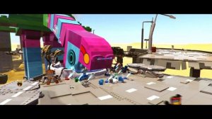 The Lego Movie 2 game Apocalypseburg giant alien boss - How to beat the spinning head