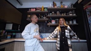 Вид на Триумфальную арку / Очень яркий дизайн / Смешанный лофт / Рум Тур