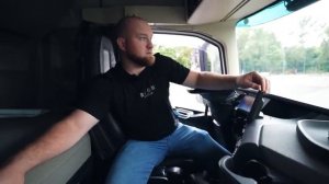 ЭТО МЕЧТА ДАЛЬНОБОЙЩИКА 22 СЕКРЕТА кабины VOLVO FH  ДВОРЕЦ на КОЛЕСАХ