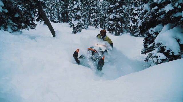 WE VISITED CALEB KESTERKE IN MONTANA – SNOWMOBILE JUMPS – TRENCHERS смотреть онлайн