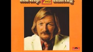 James Last - She Loves You.