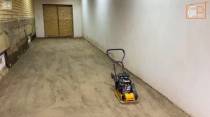 КАК ОЧЕНЬ ПРОСТО ДЕЛАЕМ НАДЁЖНУЮ ПЕСЧАНУЮ ПОДУШКУ | БЕТОННЫЙ ПОЛ В ГАРАЖЕ | Максим Королев