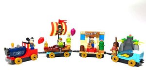 LEGO Disney 100 Years Celebration Train Review! 2023 set 43212!