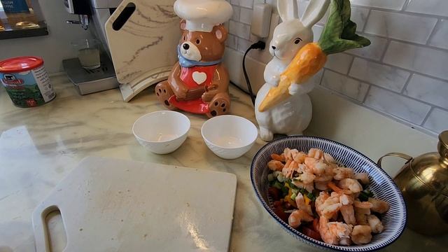 Вкусный САЛАТ С КРЕВЕТКАМИ от СЕЛЬЧАНКИ !