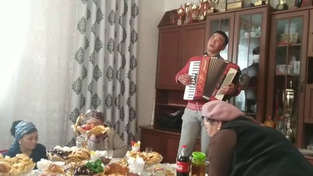 Бакай Ата айылынын жаш таланты Чыңгыз Арыков смотреть онлайн